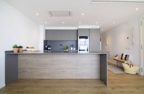 Calella Apartment | Apt. 1st line of the sea, spectacular views 6 pax, wifi and air conditioning. Vivalidays Apartour.