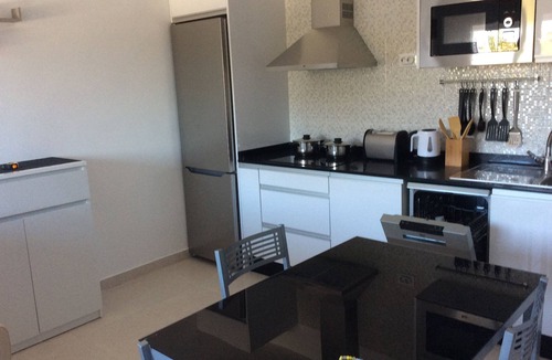 San Fernando House | Apt. for long-term stays!Terrace.2nd shower, airCond.2 bedroom, living, study, wifi