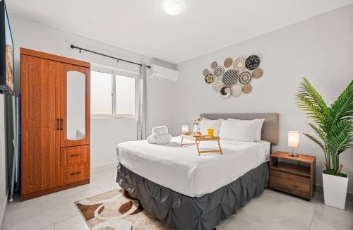 Ponton House | Aruba Comfort Retreat 2br W Pool, Bbq & Gated