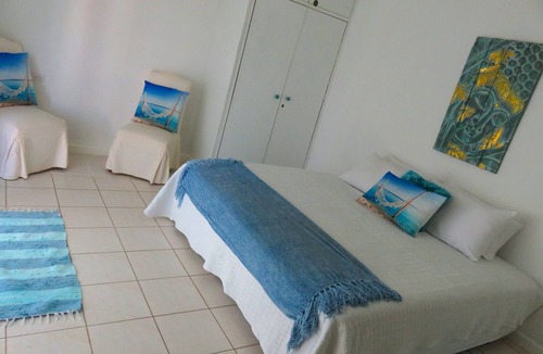 Pos Chiquito House | Beach Front Room