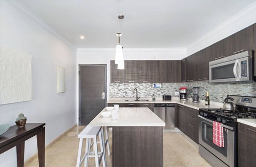 Washington Condo | Beautiful 2BR Condo w/Large Balcony in Palm Beach