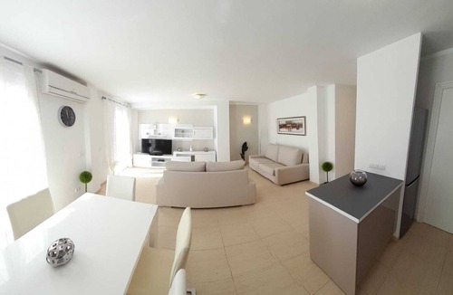 Cala Mandia Apartment | Beautiful duplex near the beaches of Cala Anguila (WI-FI free of charge)