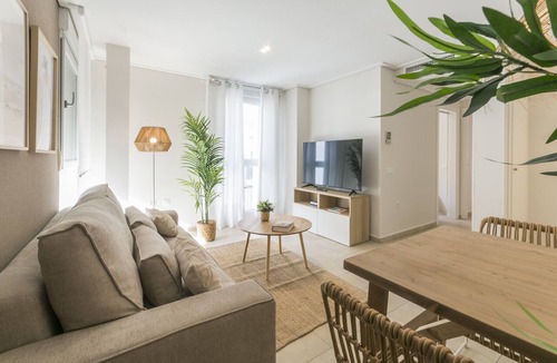 Grao de Gandia Apartment | Beautiful property with 2 bedrooms. Wifi - only families