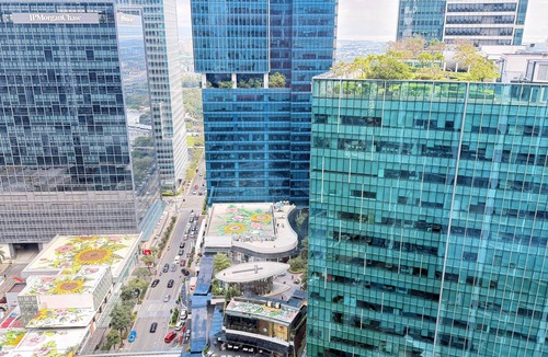 Pinagsama Apartment | BGC 1BR, Steps to Mitsukoshi & Uptown Malls, 300Mbps Fiber 29K