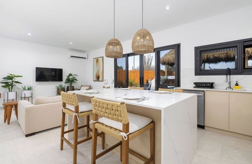 Sero Colorado Apartment | BRAND NEW 2BR2BPalapaBBQPrivate Pool@Baby Beach