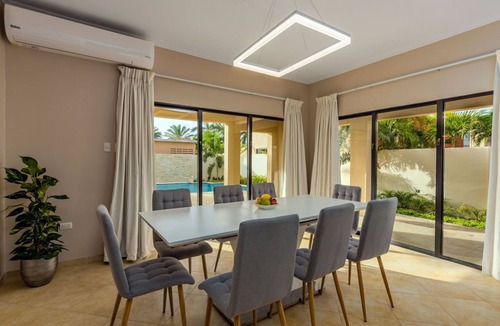 Gold Coast Villa | BRAND NEW - 4BR Villa w/Private Pool @ Gold Coast