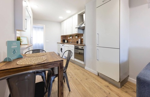 el Mercadal Apartment | Bravissimo Eiximenis, beautiful terrace and views