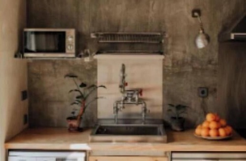 Nino Jesus Apartment | Bright Industrial-Chic Home with Garden, Gym & Parking Near Retiro Park