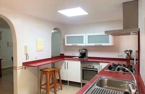La Zenia Villa | Bright Villa 20mtrs from the sea