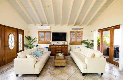Palm Beach Villa | Bubali Villa - Just a 2-minute drive to Eagle Beach