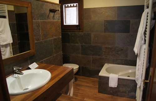 Age House | Cal Marrufes