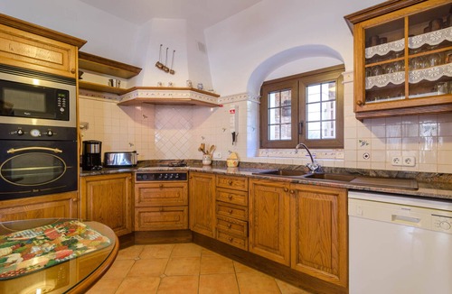 S Horta Villa | CAS CONCO - Traditional Majorcan house with private pool and luxuriant garden. Free WiFi