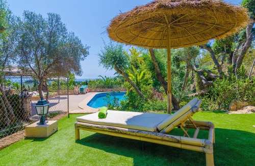 S Horta Villa | CAS CONCO - Traditional Majorcan house with private pool and luxuriant garden. Free WiFi