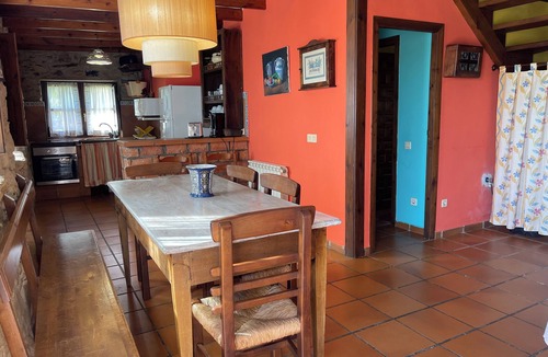 Villaviciosa Cottage | Casa de Aldea Peña Crespa Para 10 Personas a 10 Minutos de Villaviciosa