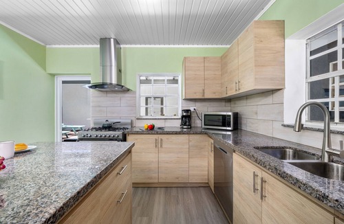 Washington House | Casa Sol Stylish 4 BR Villa with Private Pool