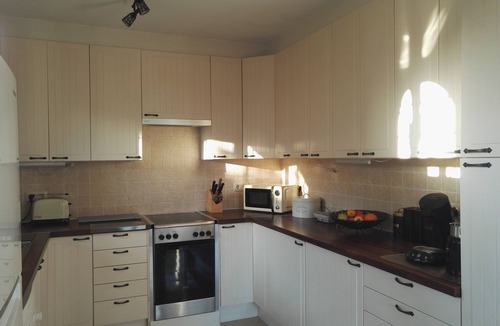 Torroella de Montgri House | Casa Sunnesching: beautiful holiday home for 6 persons with community pool