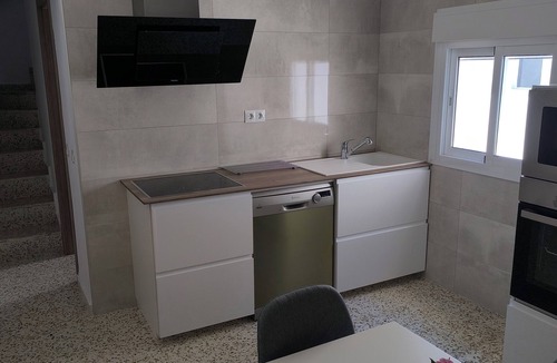 Ciudad Jardin House | Casacasini 1A Charming 1-bedroom house with AC ,Balcony & Terrace in Málaga