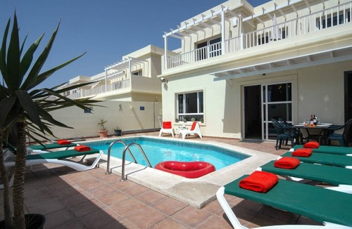 Costa Teguise Villa | Central Costa Teguise Villa | 4 bedrooms | Villa Solea | Private Pool