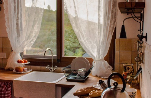 Tarbena Ski Chalet | Chalet 'Casita Almendra - Can Elisa Tarbena' with Private Terrace and Wi-Fi
