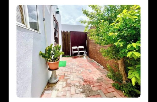Oranjestad-West Apartment | Charming 1-bedroom apartment in welcoming Oranjestad with WiFi, AC, beach nearby