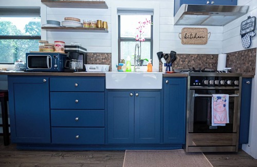 Nebo House | Charming 2-bedroom tiny house with AC in peaceful Nebo