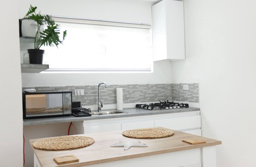 San Nicholas Noord Apartment | Charming Retreat at Lelia