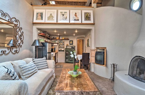 Historic Eastside Cottage | Chic Adobe-style Bungalow in Historic Santa Fe!