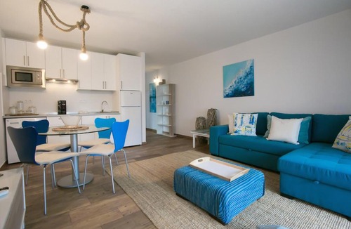 Costa Teguise Apartment | CHROMOTHERAPHY Cerca del Mar