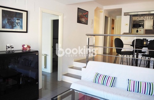 Platja d'Aro Apartment | CITYCENTER APARTMENT WITH 3 BEDROOMS AND 2 TERRACES, AT 3 MINUTES FROM THE BEACH