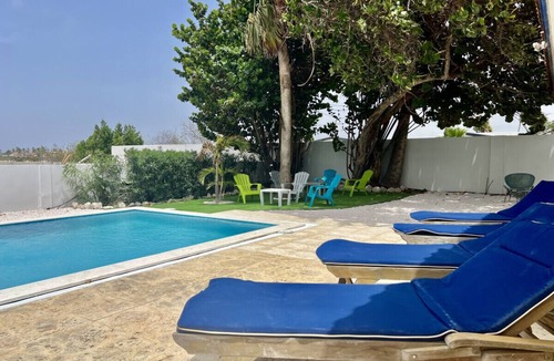 Malmok House | Classic Malmok Beach House - OceanFront!