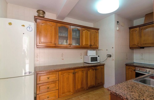 Lloret de Mar Villa | Club Villamar - Groups with an average age equal to or less than 21 years are not allowed!Air con.