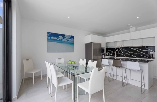 Ponton House | CM01A - Private pool - Outdoor Pleasure 3BR townhome