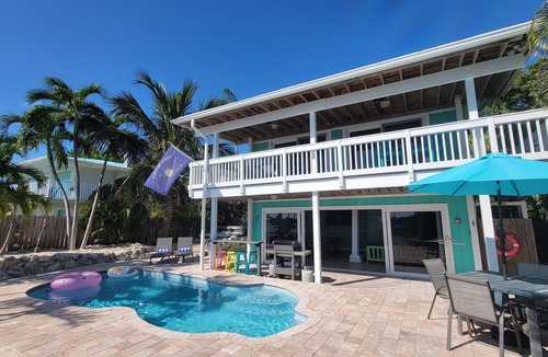 Marathon House | 🌴 Coco Plum Paradise 🌴 Private Bayfront Home Pool Hot Tub Dock View