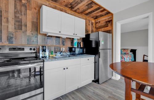 Marathon Resort | Coconut Cay Resort