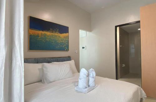 Tambo Apartment | Comfortable 1,2,3Bedrooms Seaview Next to Okada Casino, Manila Airports, MOA, Solaire Casino