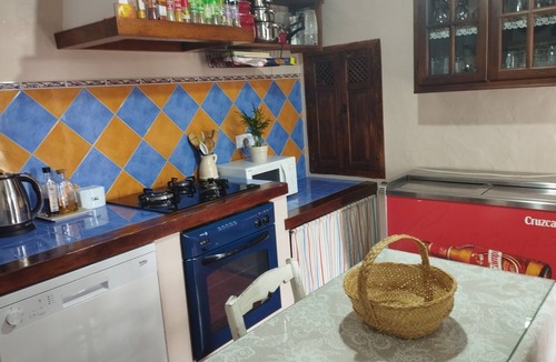 Iznajar House | Country House with large Pool and Stunning Views. Near the Historic Iznajar