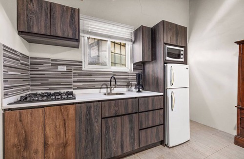 Bubali Apartment | Cozy 1BR1BA w/Private Pool & Patio Close 2 Beach