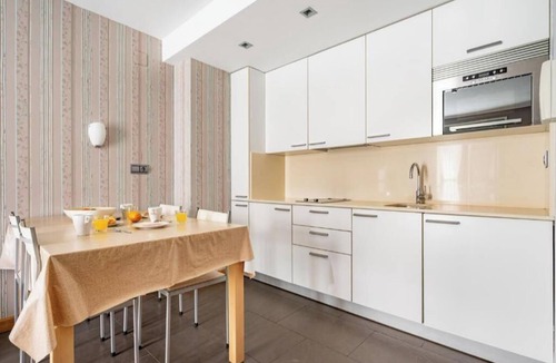 Cangas de Onis Apartment | Cueto Spa 1 Bedroom Apartment for 2 Adults and 2 Children in Cangas de Onís