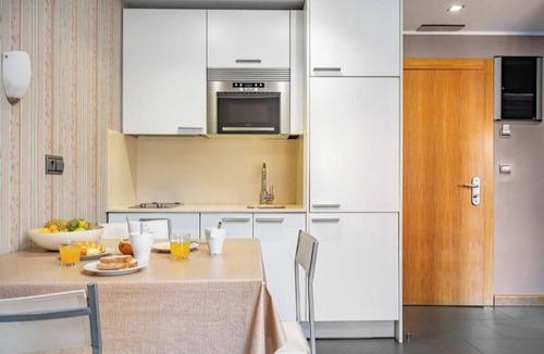 Cangas de Onis Apartment | Cueto Spa 1 Bedroom Apartment for 2 Adults and 1 Child in Cangas de Onís