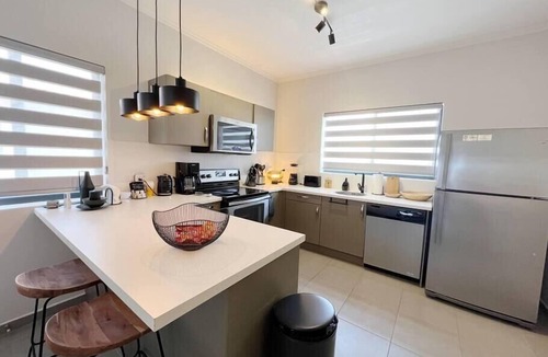 Gold Coast Villa | Deluxe 2-bdr condo in Gold Coast - Malmok/Au~126A