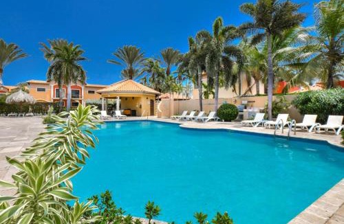 Gold Coast Apartment | Diamante 235-A