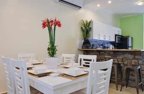 Oranjestad-West Apartment | Eagle Beach Condominiums Lime