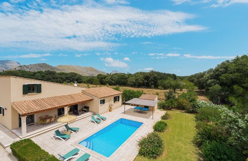 Pollensa Ski Chalet | El reconet de n'Aina *Quiet villa very close to all sites . Wifi, AACC, parking