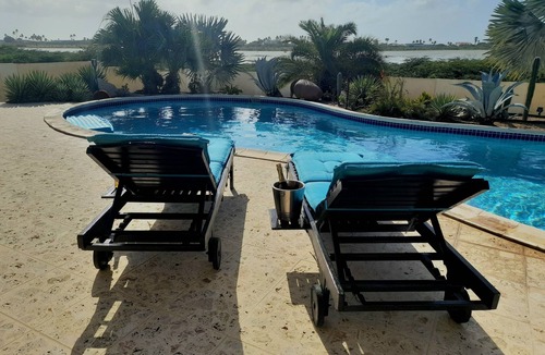 Esmeralda Villa | Elegant Villa with stunning view - rooftop deck and private pool - 3 bed 3 bath