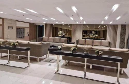 San Dionisio Apartment | Elite King Comfort Stay Hotel Apartment - Near Manila Airport