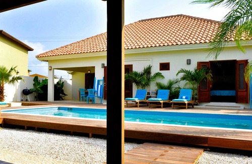 Cunucu Abao Villa | Endless Summer - Stunning 3-bedroom Vacation Villa located in Noord.