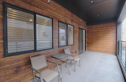 Draper Condo | Experience ski adventures nearby at our South Valley 3-bedroom Condo