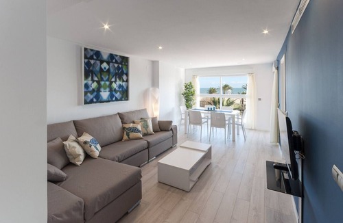 Playa de Gandia Apartment | Fabulous beach condo for a great vacation. Sea views! - Only families