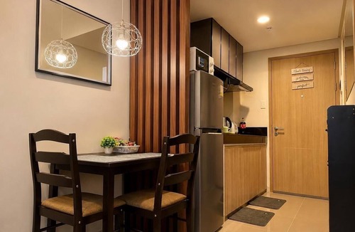 Novaliches Condo | Family-Friendly Condo | The Grey Loft PH @Vine Res. Your Perfect Getaway!