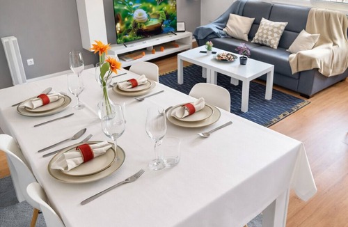 El Guinardo Apartment | Fantastic apartment in the city of Barcelona with parking